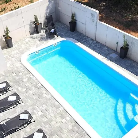 Apartment Ikas -sveti Filip I Jakov *